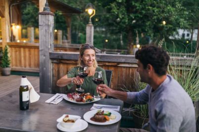 ein gemütlicher Abend beim Achwirt - &copy; Fotograf Daniel Zangerl