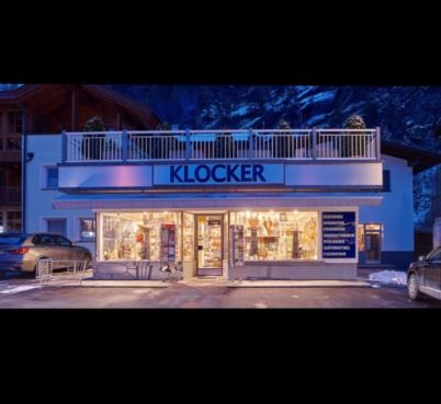 Ansicht bei Nacht - © unbekannt, Eisenwaren-Geschenke Klocker, C Copyright - alle Rechte vorbehalten Ansicht bei Nacht - © unbekannt, Eisenwaren-Geschenke Klocker, C Copyright - alle Rechte vorbehalten