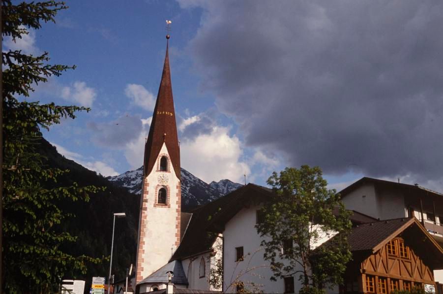 Kirche Umhausen 1 - © Manfred Scheiber