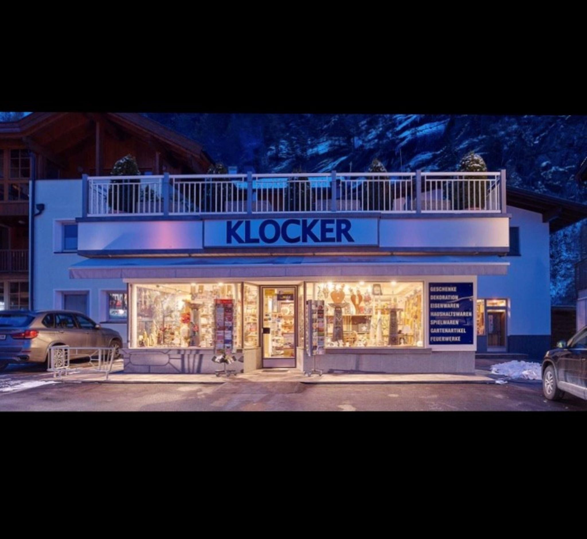 Ansicht bei Nacht - © unbekannt, Eisenwaren-Geschenke Klocker, C Copyright - alle Rechte vorbehalten