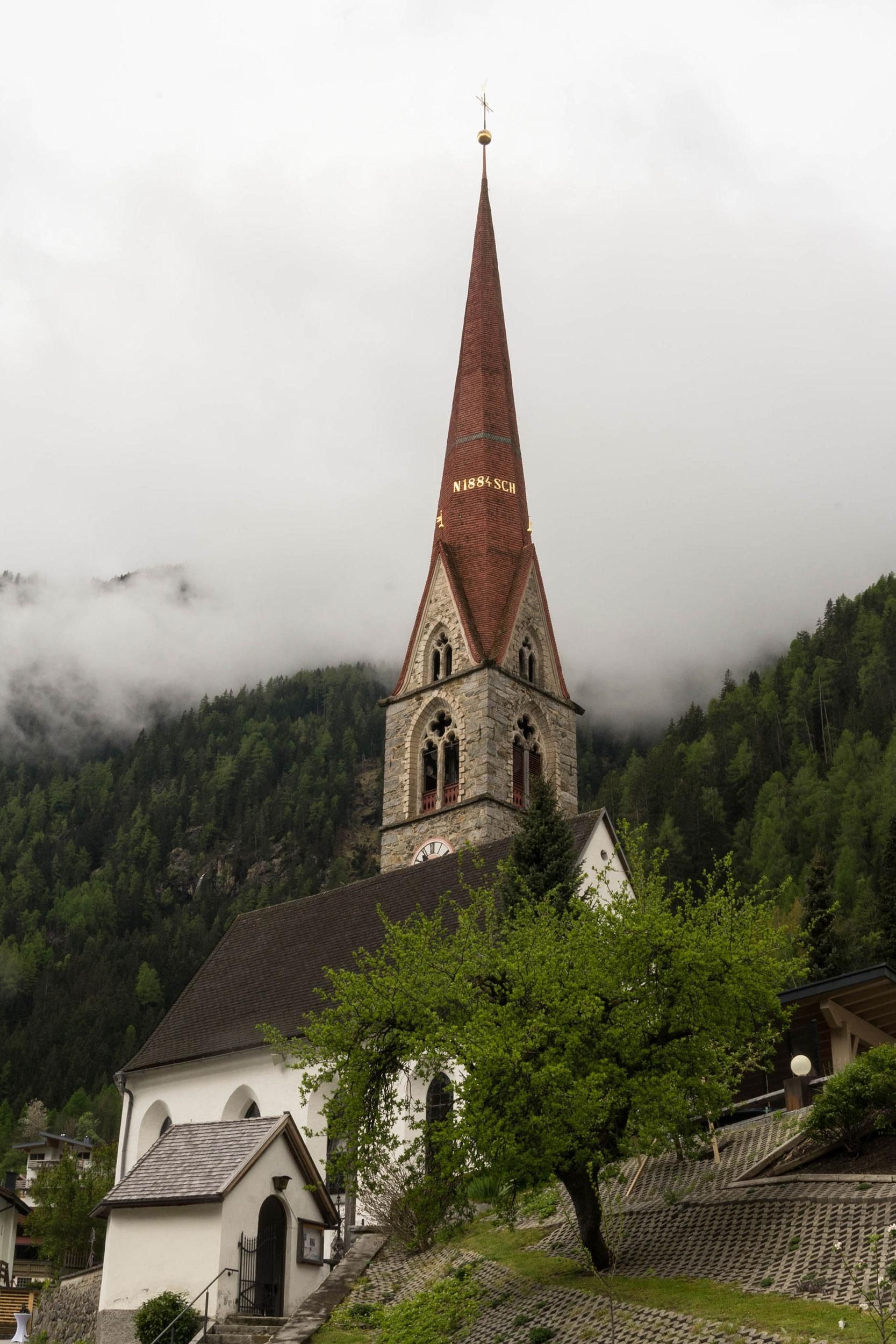 Kirche Tumpen Sommer
