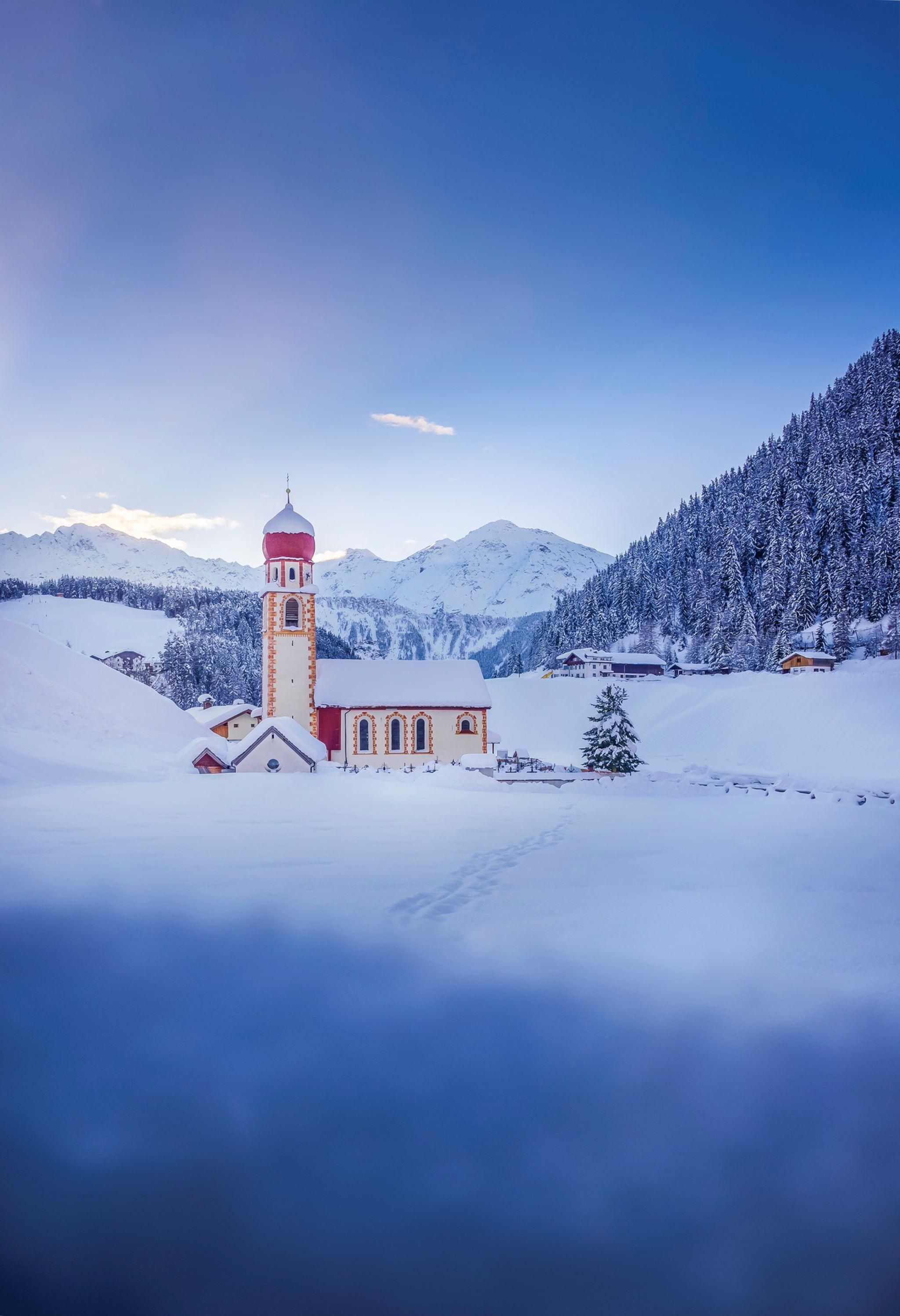Pfarrkirche Niederthai Winter