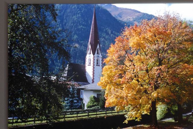 Kirche Umhausen - © Manfred Scheiber Kirche Umhausen - © Manfred Scheiber