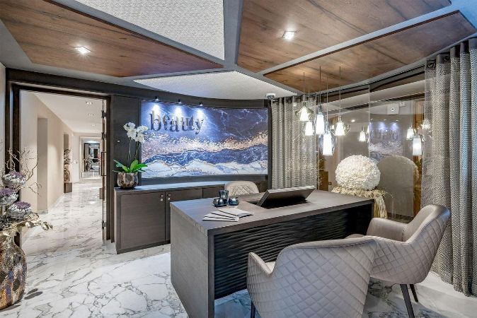 Beauty Rezeption - © www.hochfirst.com Beauty Rezeption - © www.hochfirst.com