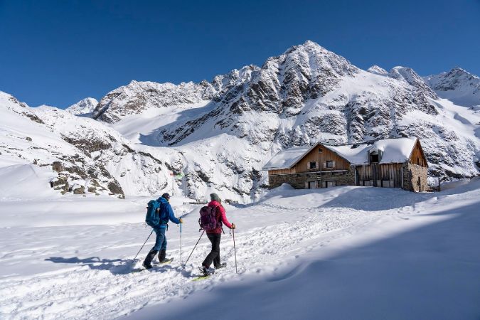 Winnebachseehütte im Winter