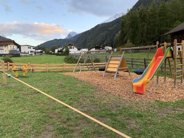 Spielplatz Neudorf - © Gemeindeamt Umhausen Spielplatz Neudorf - © Gemeindeamt Umhausen