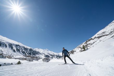Cross-country skiing Gurgl winter sunshine