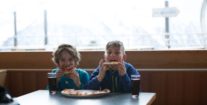 Panorama Restaurant Hochoetz Ski Area Food