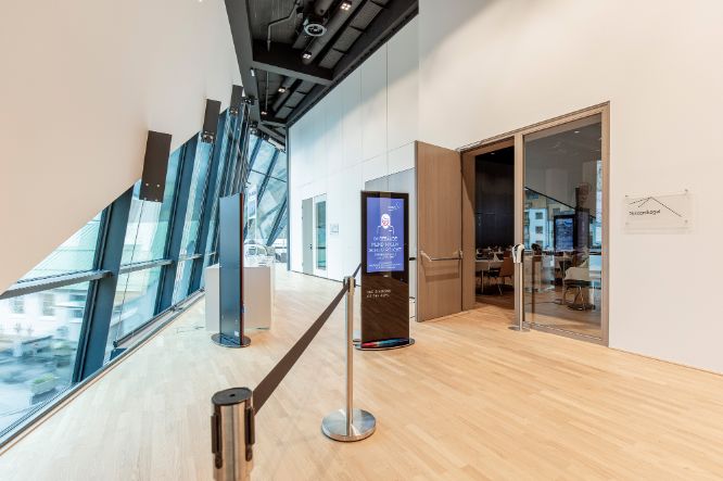 Digital signage & disinfectant dispenser at all neuralgic spots