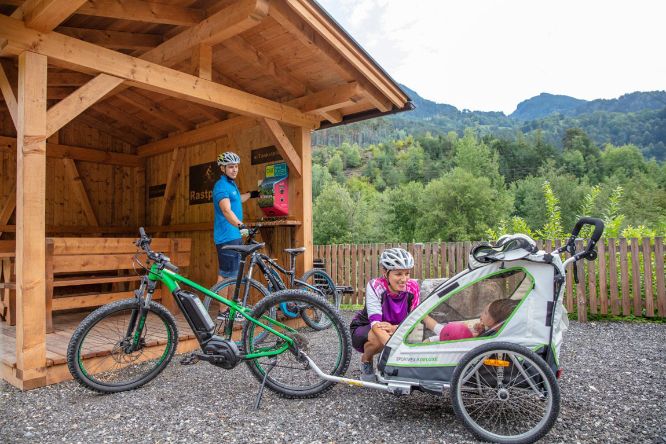 Ötztal Radweg E-Bike Ladestation